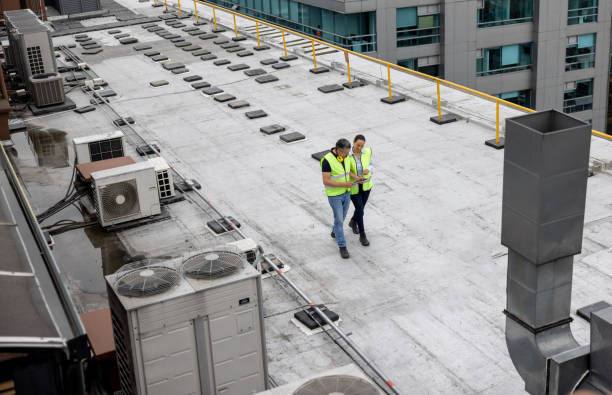 Best Flat Roofing  in Flora, IL