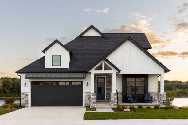 Best Gutter Installation and Repair  in Flora, IL